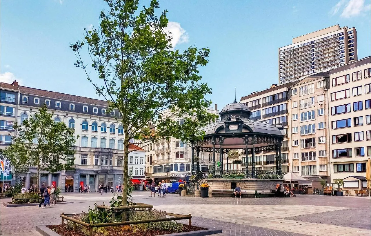 Pet Friendly Apartment In Oostende With Wifi