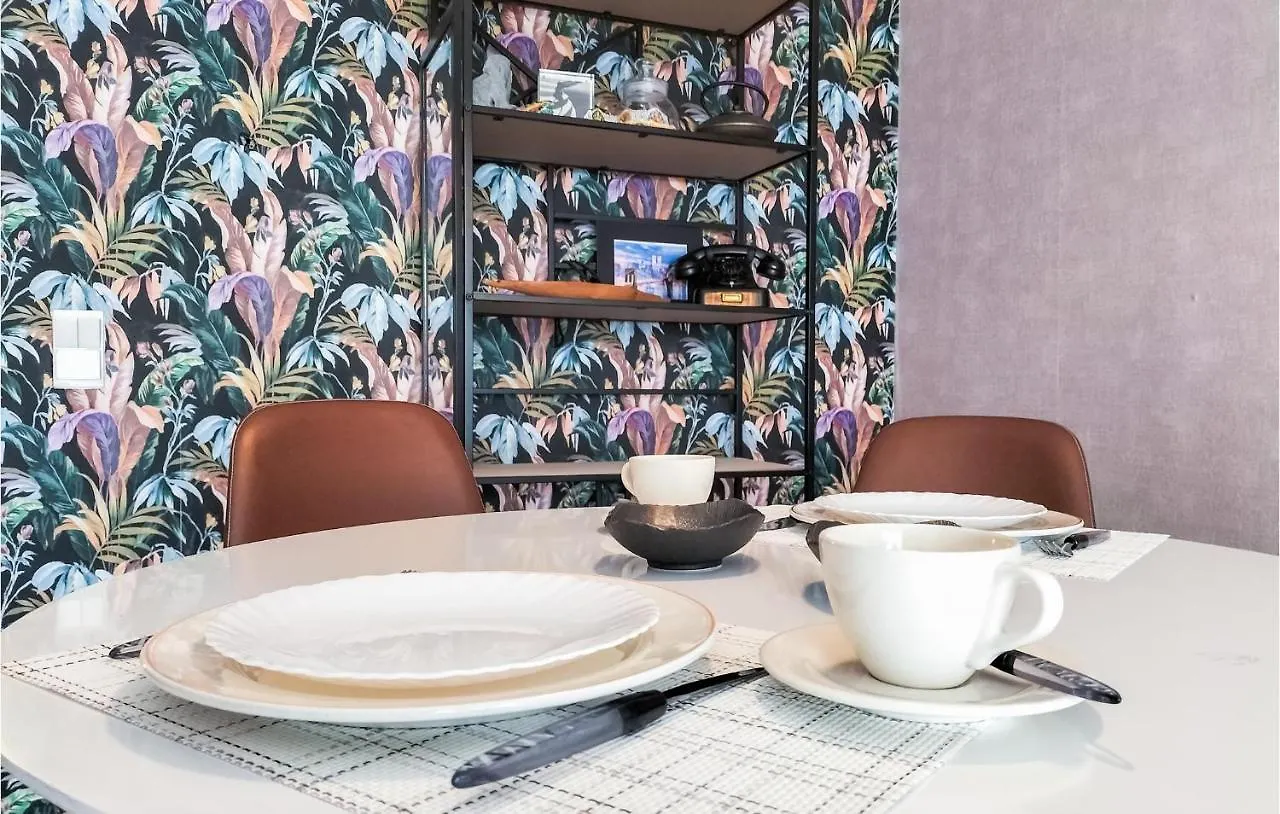 Pet Friendly Apartment In Oostende With Wifi 0*, Ostend